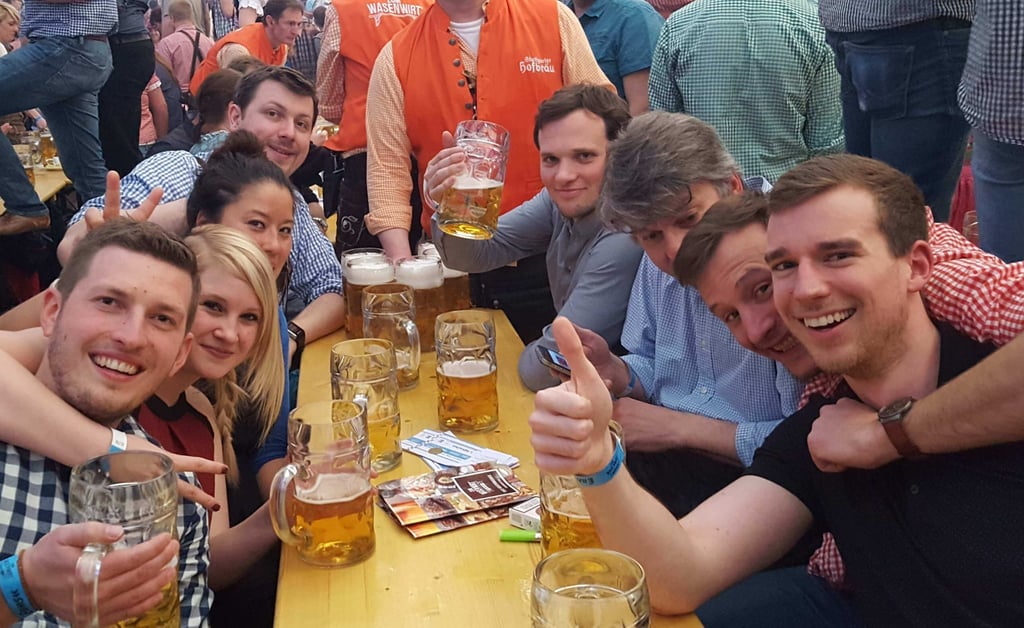 Das-KlickPiloten-Team-auf-dem-Wasen Das-KlickPiloten-Team-auf-dem-Wasen