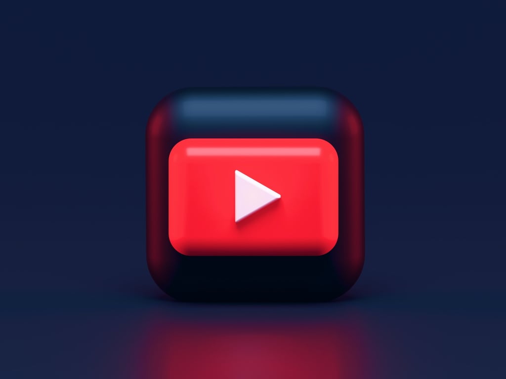 alexander-shatov-niUkImZcSP8-unsplash Titelbild Youtube Anzeigenformate
